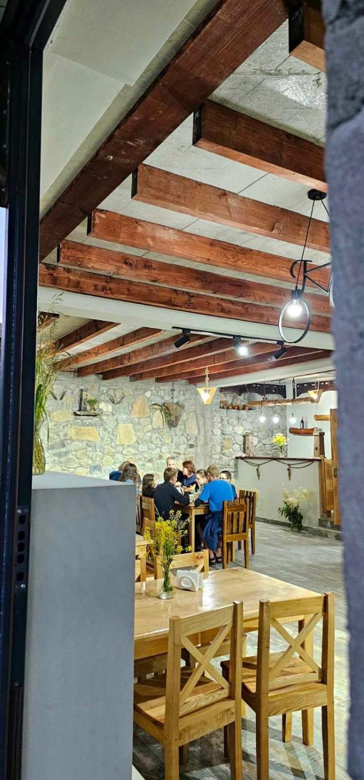 Ushguli Hotel Riho エクステリア 写真