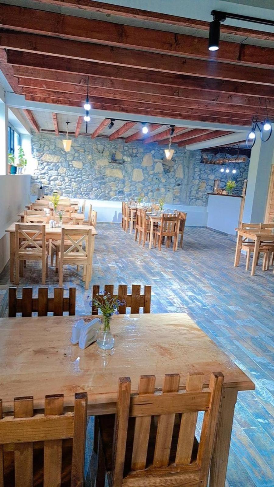 Ushguli Hotel Riho エクステリア 写真