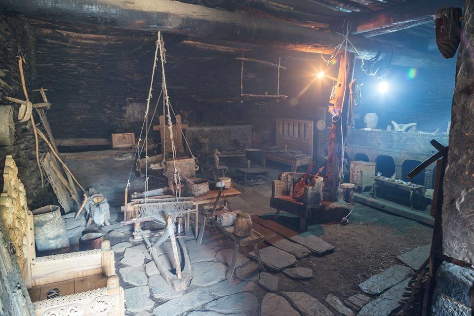 Ushguli Hotel Riho エクステリア 写真